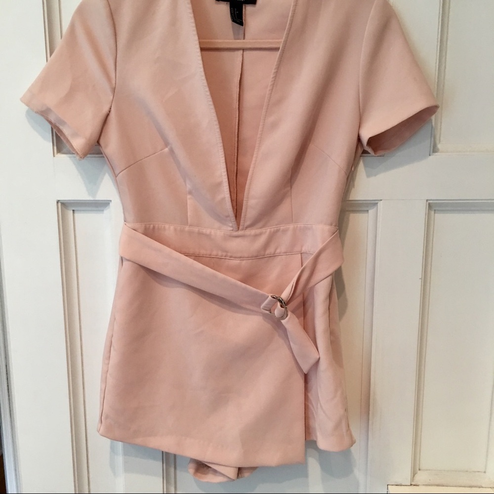 PINK ROMPER - Picture 2 of 3